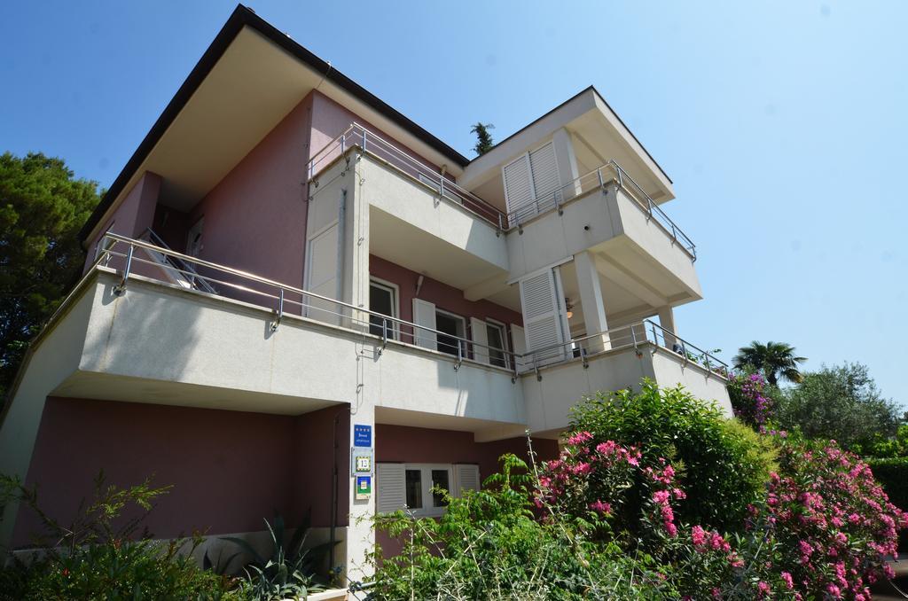 Apartment Borik Alma 로비니 외부 사진